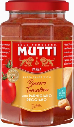 Mutti Tomato Pasta Sauce with Parmesan